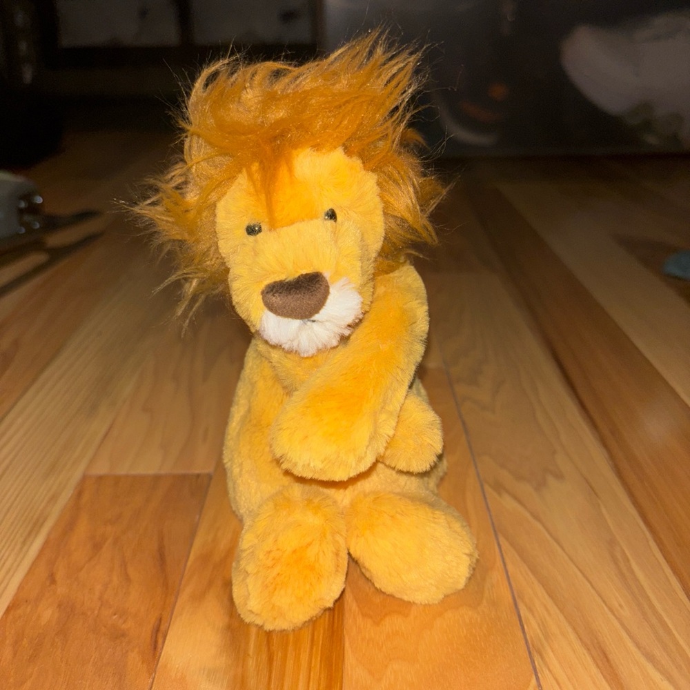 Retired Jellycat Orange Plush Lion poppet with Fluffy Mane